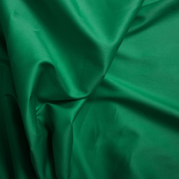Tissu satin de coton vert émeraude